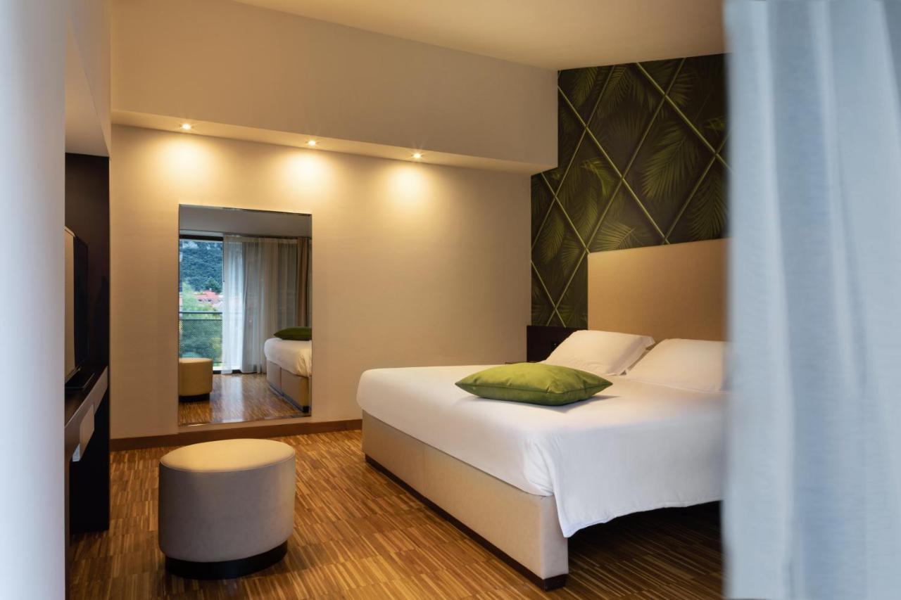 Astoria 4*