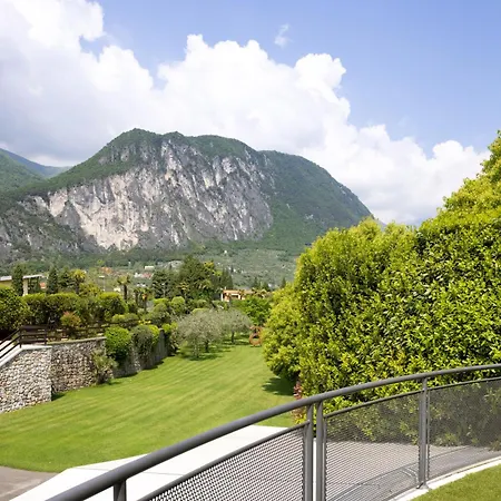 Astoria Resort Riva del Garda Exterior photo