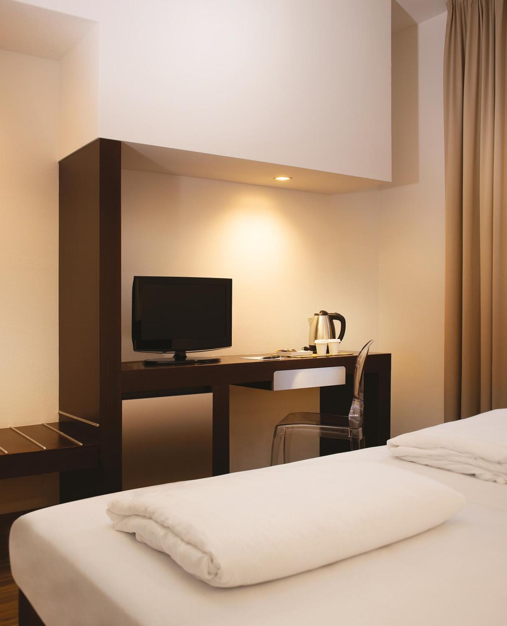 Astoria 4*